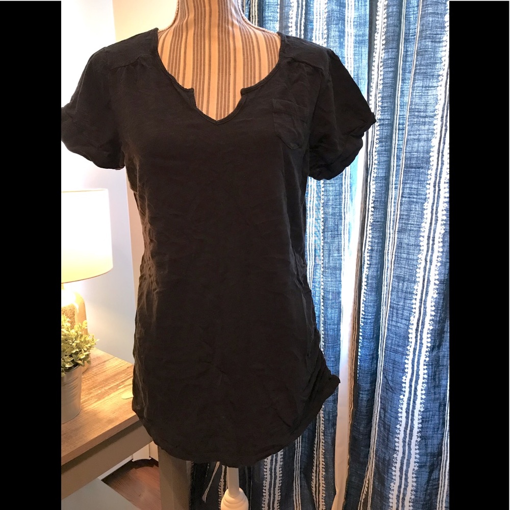 OLD NAVY MATERNITY TEE